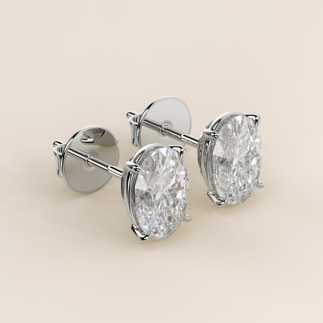 Daisy – Ovale Ohrstecker mit im Labor gezüchteten Diamanten