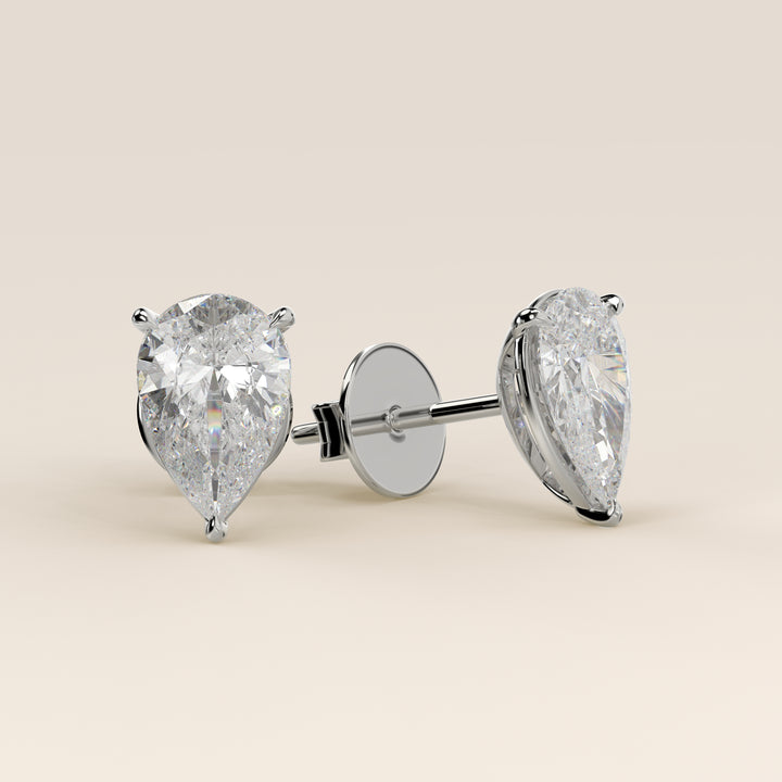Daisy - Birnenförmige Ohrstecker mit im Labor gezüchteten Diamanten
