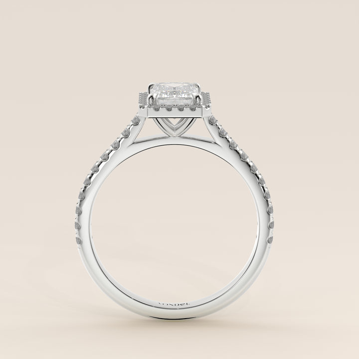 Rosie – Ovaler Halo-Ring mit im Labor gezüchtetem Diamanten und Pavé-Fassung