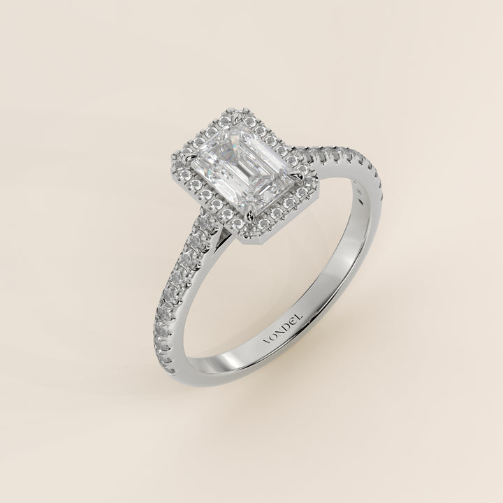 Rosie – Ovaler Halo-Ring mit im Labor gezüchtetem Diamanten und Pavé-Fassung