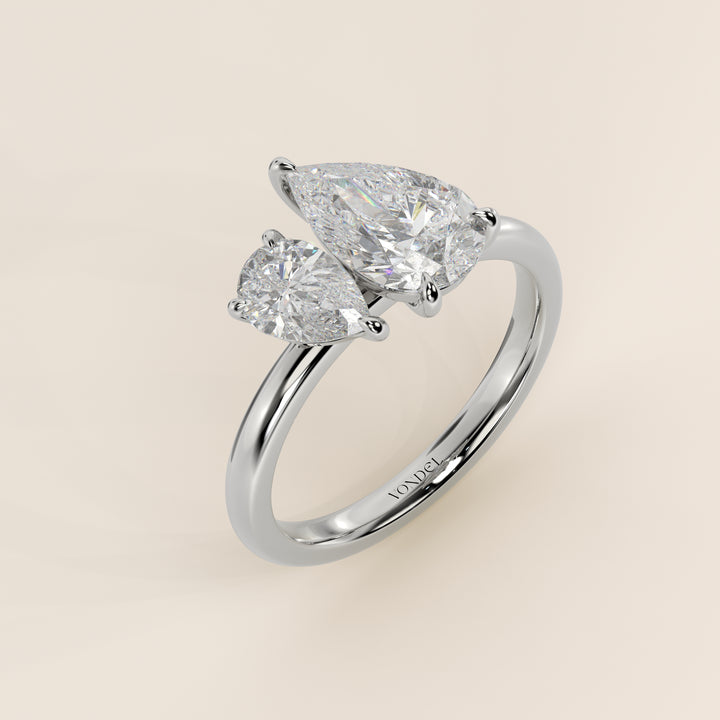 Léa – Birnenförmiger Toi et Moi Labor-Diamantring – 18 Karat Gold – 2,72 ct