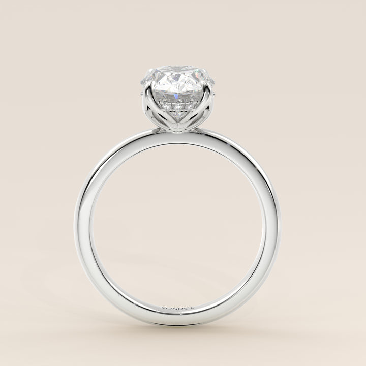 Lynn - Oval Solitair Lab Grown Diamond Ring with Petal Prongs and Hidden Halo
