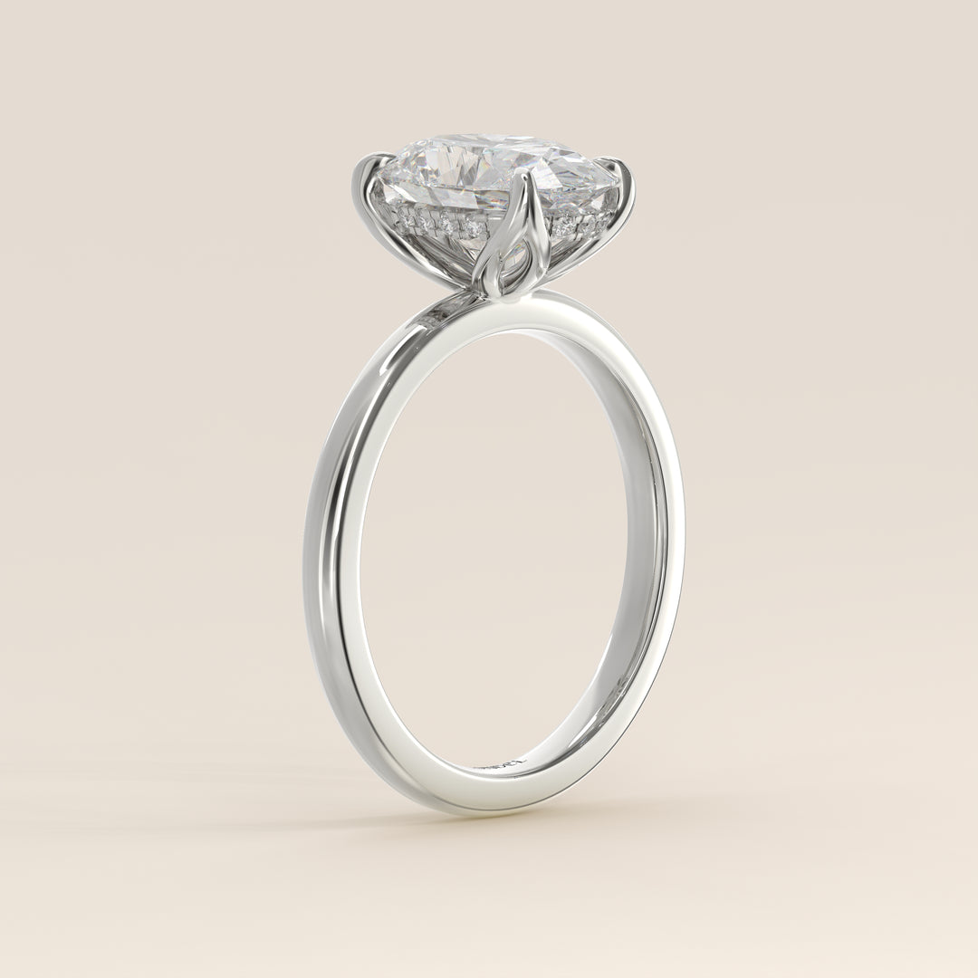 Lynn - Oval Solitair Lab Grown Diamond Ring with Petal Prongs and Hidden Halo