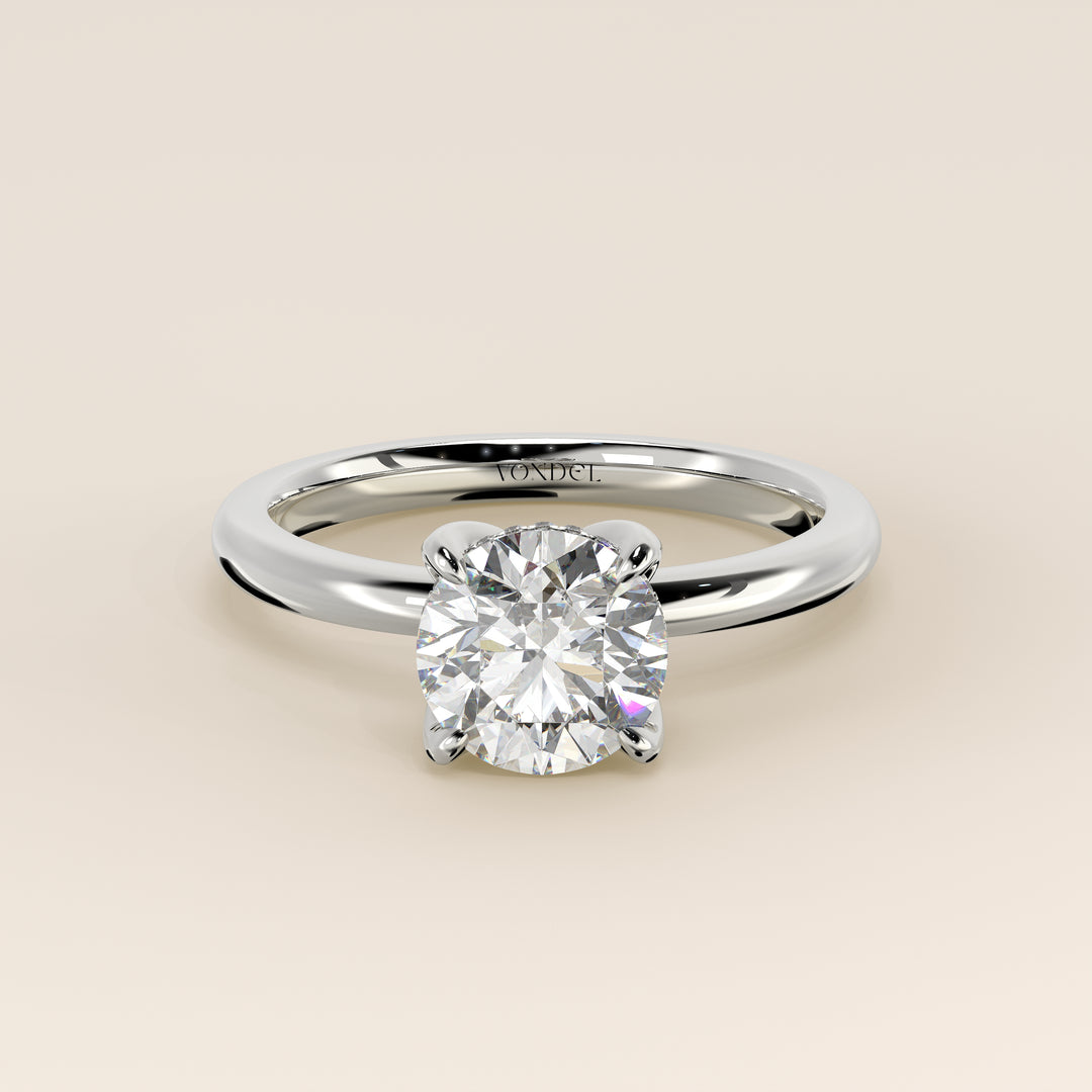 Lynn - Round Solitair Lab Grown Diamond Ring with Petal Prongs and Hidden Halo