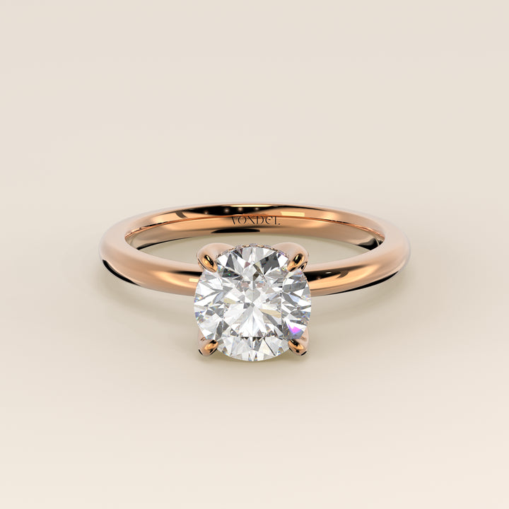Lynn - Round Solitair Lab Grown Diamond Ring with Petal Prongs and Hidden Halo