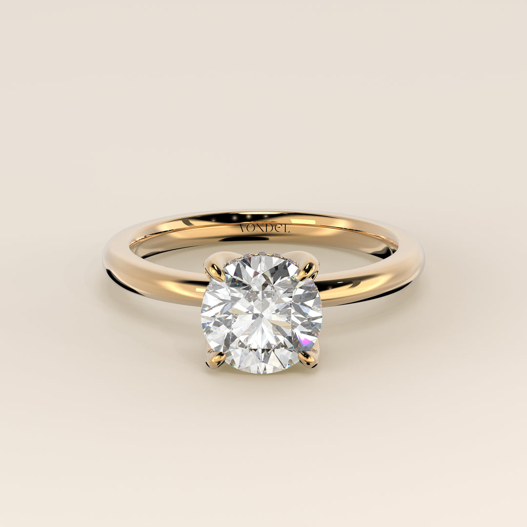 Lynn - Round Solitair Lab Grown Diamond Ring with Petal Prongs and Hidden Halo