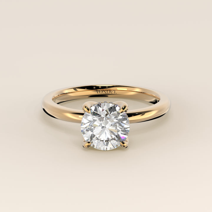 Lynn - Round Solitair Lab Grown Diamond Ring with Petal Prongs and Hidden Halo