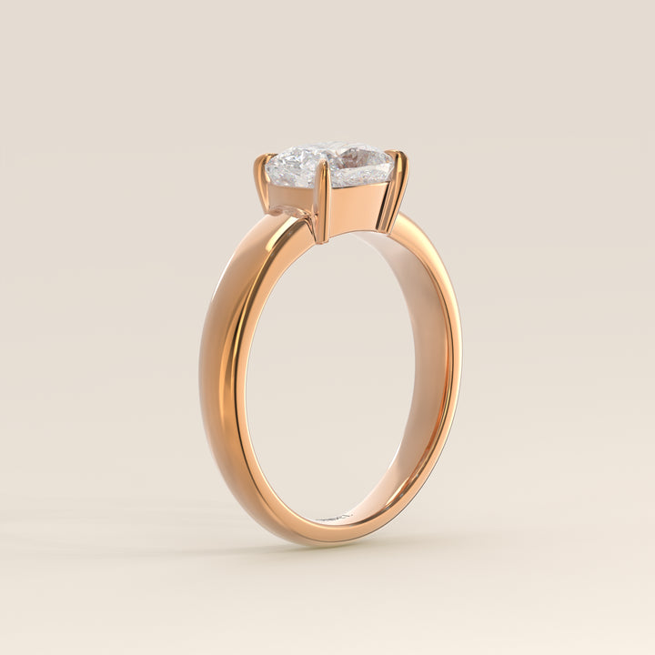 Joan - Anillo de diamantes cultivados en laboratorio, talla cojín alargada, con banda ancha.