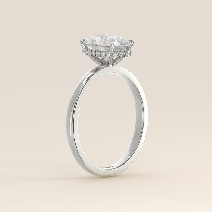 Lexi - Oval Lab Grown Diamond Ring Solitair with Wrap Around Halo