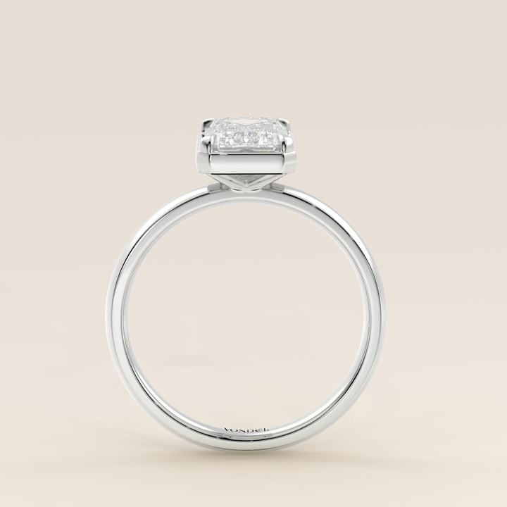 Belle - Emerald Lab Grown Diamond Ring Solitair with Faux Bezel Setting