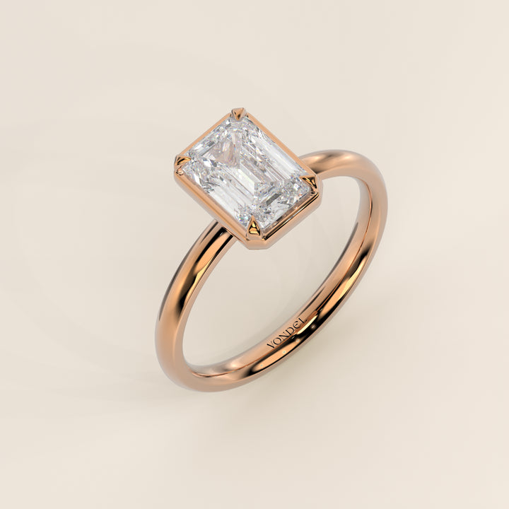 Belle - Emerald Lab Grown Diamond Ring Solitair with Faux Bezel Setting