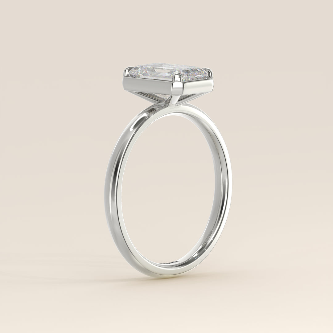 Belle - Emerald Lab Grown Diamond Ring Solitair with Faux Bezel Setting