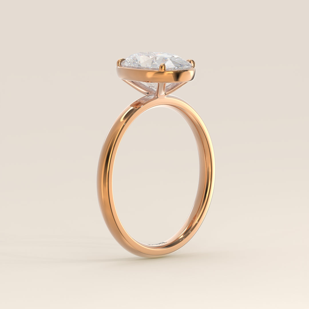 Belle - Oval Lab Grown Diamond Ring Solitair with Faux Bezel Setting
