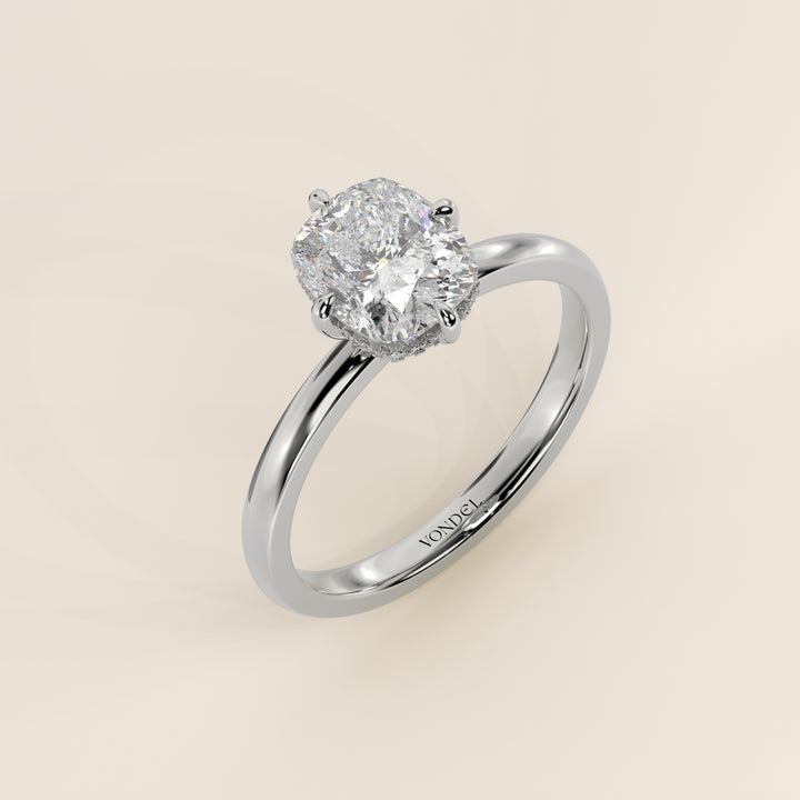 Camila - Elongated Cushion Lab Grown Diamond Ring Solitair with Compass Prongs and Hidden Halo (kopie)
