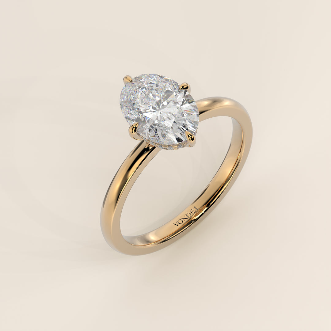 Camila - Oval Lab Grown Diamond Ring Solitair with Compass Prongs and Hidden Halo