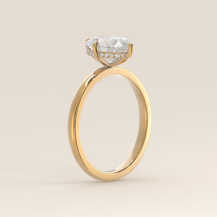 Camila - Oval Lab Grown Diamond Ring Solitair with Compass Prongs and Hidden Halo
