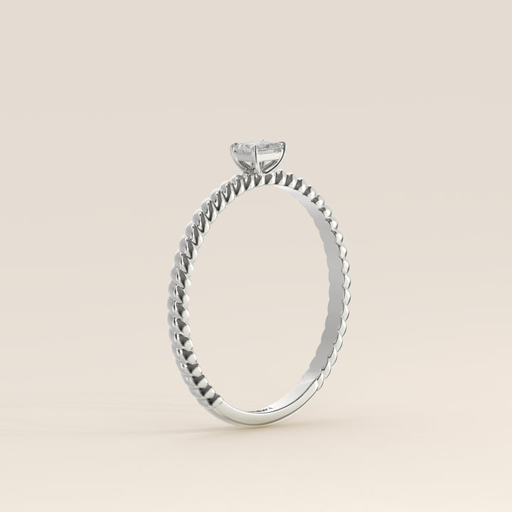 Bowie - Emerald Lab Grown Diamond Ring with Twisted Band
