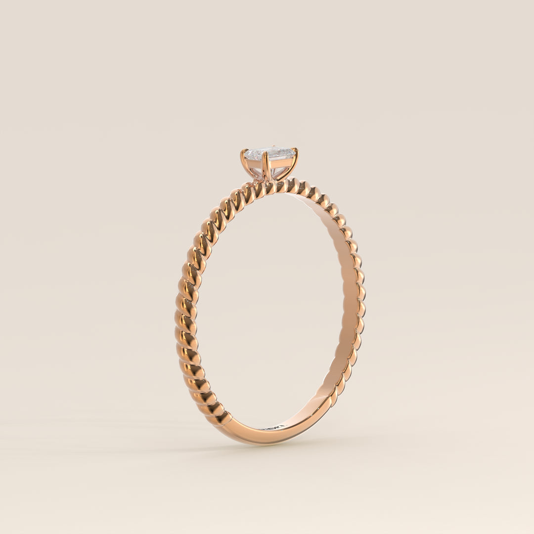 Bowie - Emerald Lab Grown Diamond Ring with Twisted Band