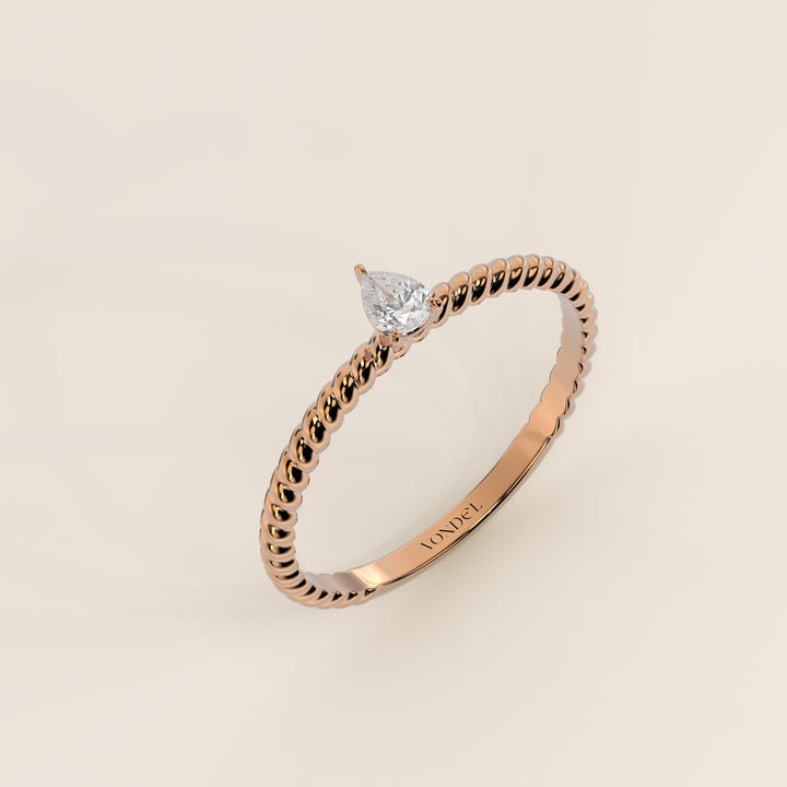 Bowie - Pear Lab Grown Diamond Ring with Twisted Band