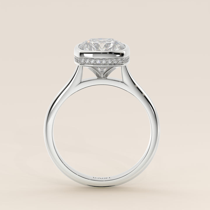 Zaar - Elongated Cushion Lab Grown Diamond Ring Solitair with Bezel Setting, Cathedral Setting and Hidden Halo
