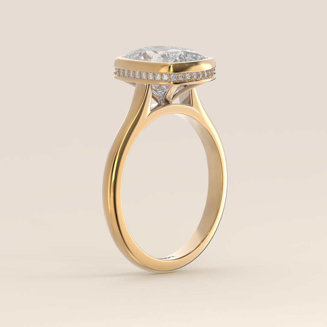 Zaar - Elongated Cushion Lab Grown Diamond Ring Solitair with Bezel Setting, Cathedral Setting and Hidden Halo