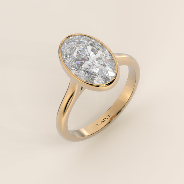 Mara - Oval Lab Grown Diamond Ring Solitair with Bezel Setting and Cathedral Setting