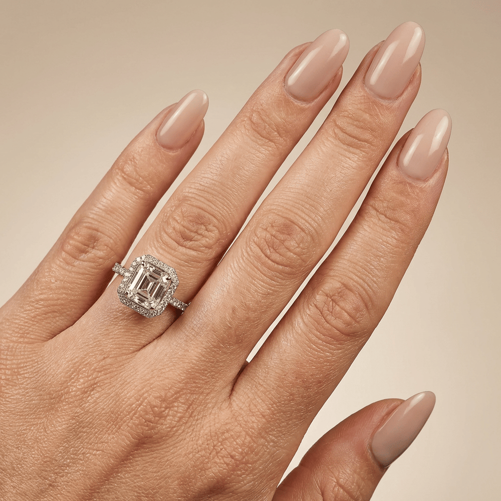 Asscher halo lab grown diamant  ring met pave band
