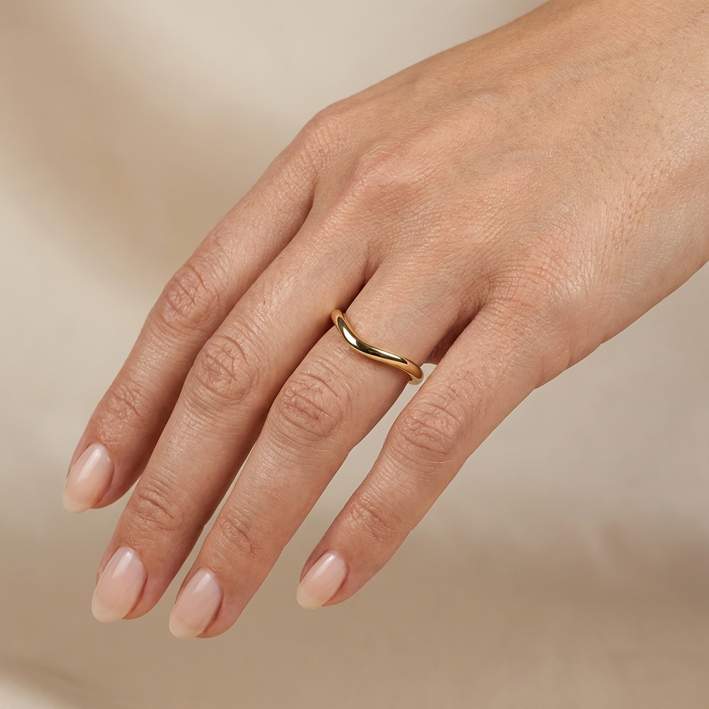 Anillo apilable delgado y curvado