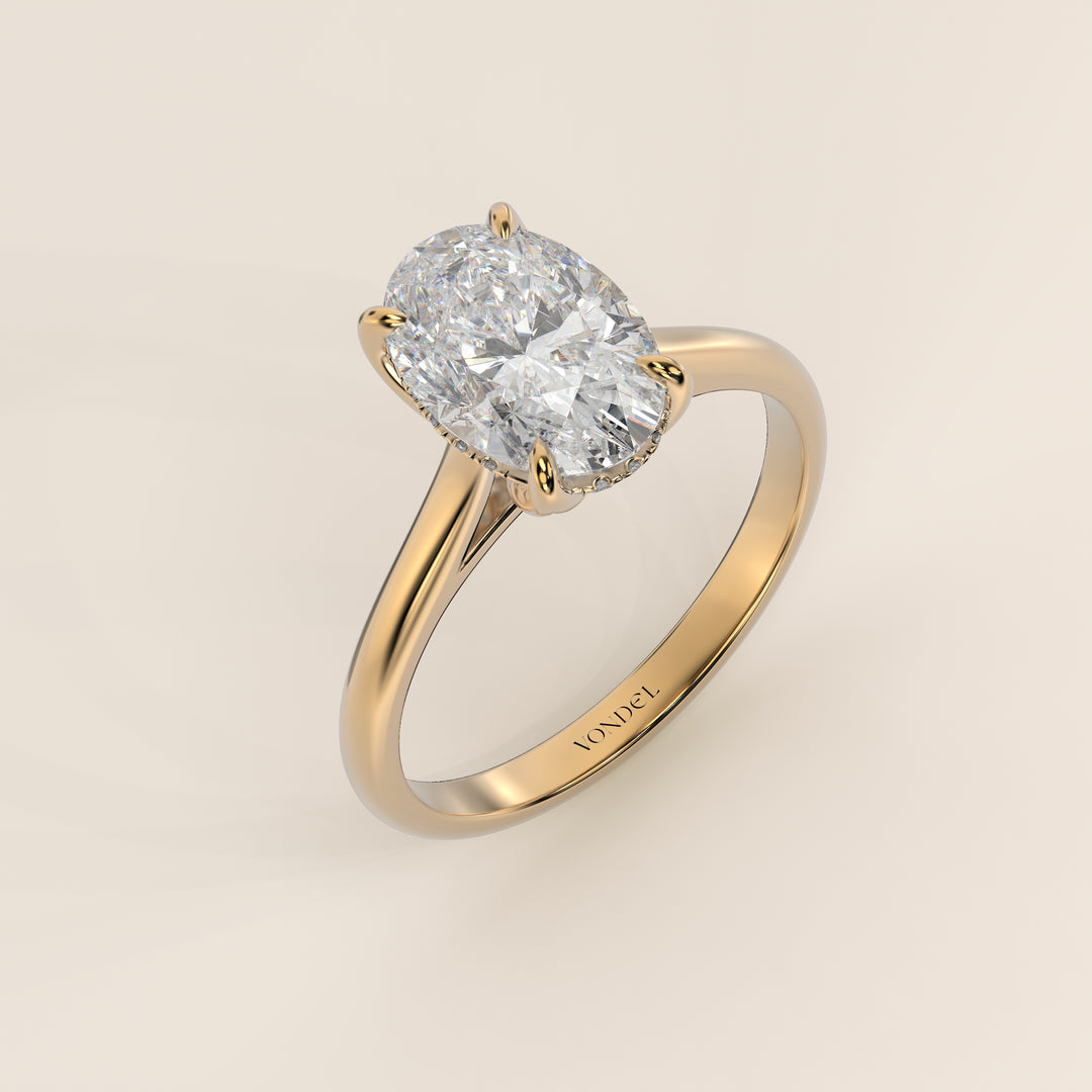 Lyann - Ovale Solitair Petal Prong With Hidden Halo