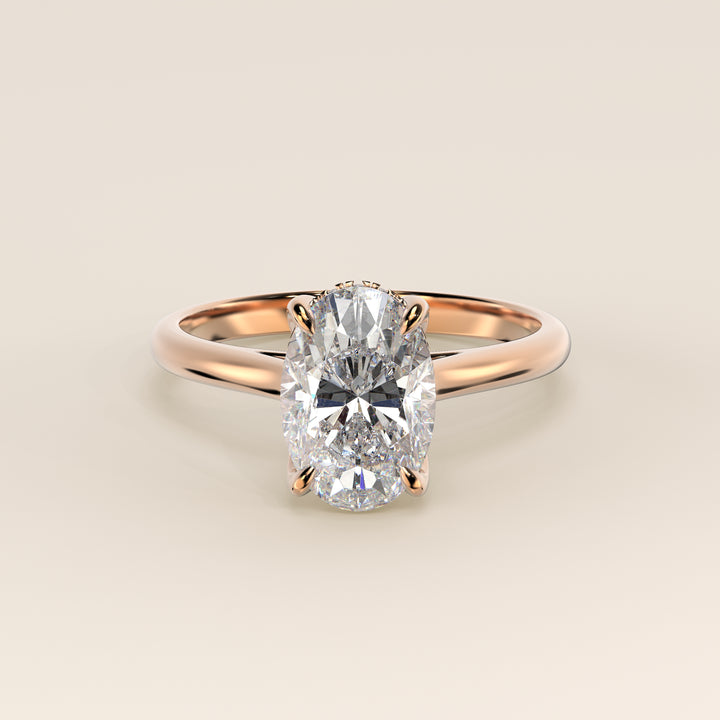 Lyann - Ovale Solitair Petal Prong With Hidden Halo