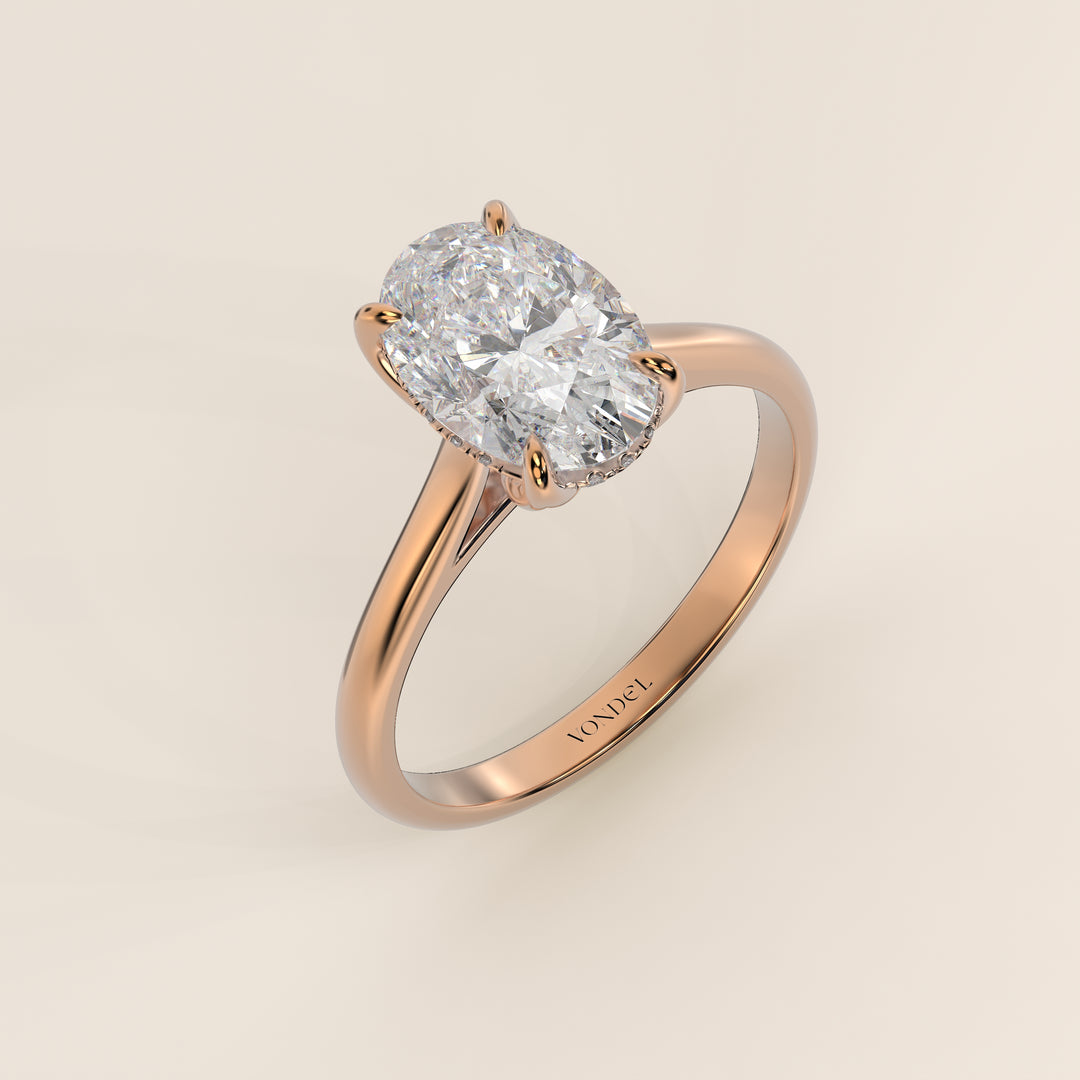 Lyann - Ovale Solitair Petal Prong With Hidden Halo