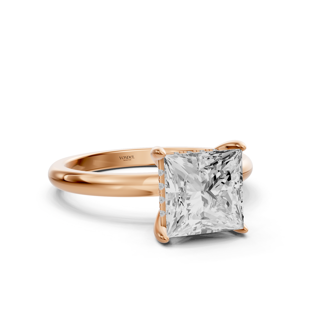 Jasmine - Solitaire Princess Ring met Hidden Halo
