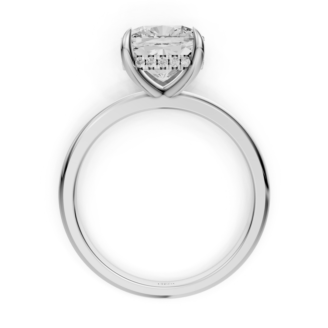 Kelly- Solitaire Cushion Ring met Hidden Halo