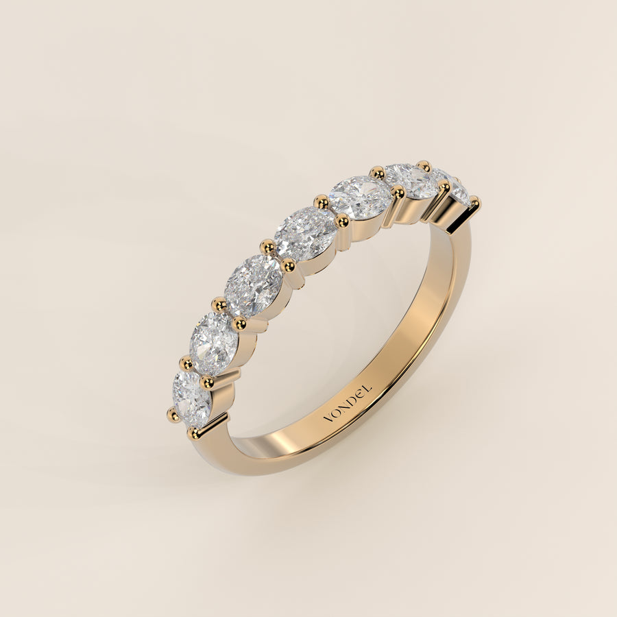 Rijring ovaal lab grown diamant east to west half gezet, geelgoud