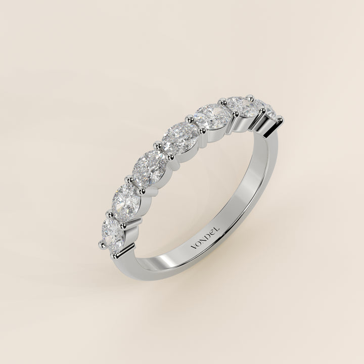 Rijring ovaal lab grown diamant east to west half gezet, witgoud