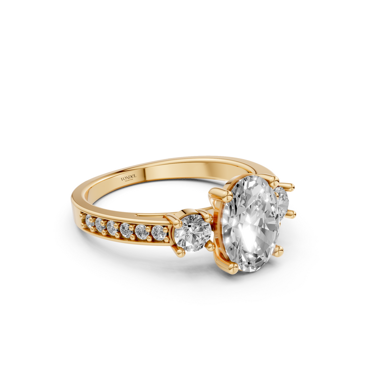 Oval Trilogy Ring met Pave Band - 2,6 ct
