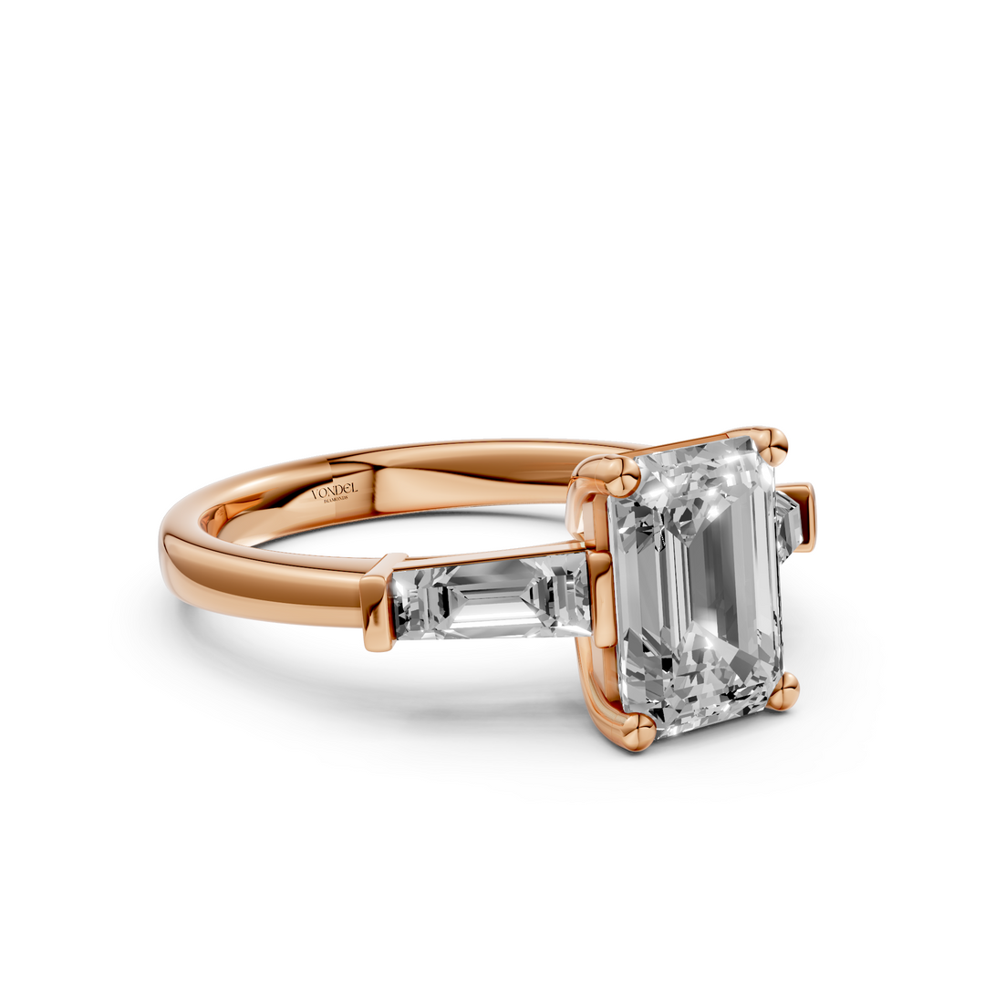Emerald Baguette Trilogyy Ring - 2,72 ct