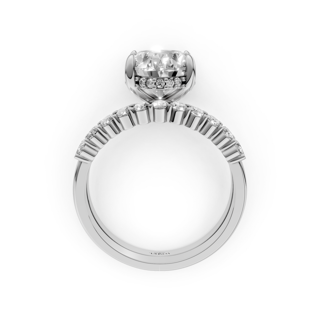 Ovalen Solitair met Hidden Halo en Ovalen rijring (Set) - 18k Witgoud - 3,79 ct