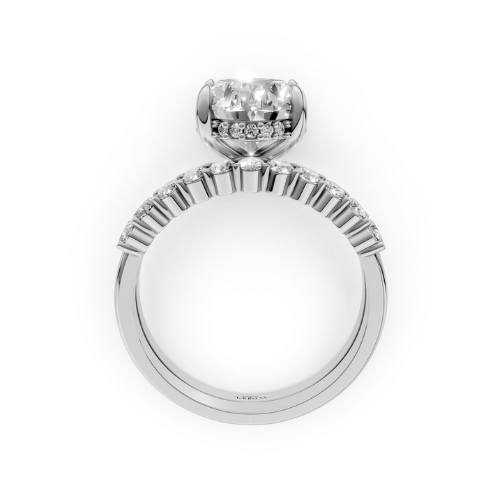 Ovalen Solitair met Hidden Halo en Ovalen rijring (Set) - 18k Witgoud - 3,79 ct