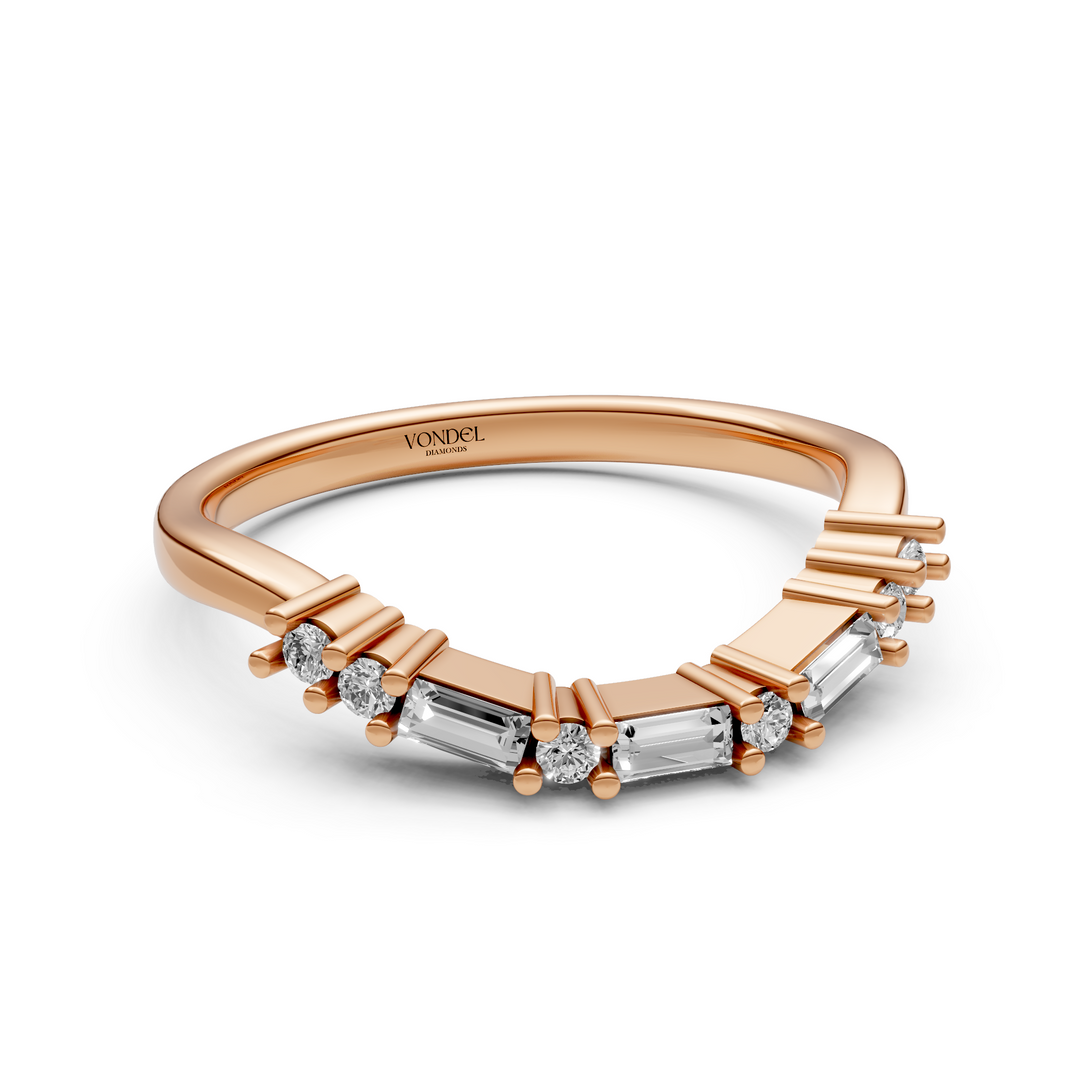 Curved Rijring met Baguette en Rond Briljant Geslepen Diamanten  - 18K Geelgoud - 0,19 ct