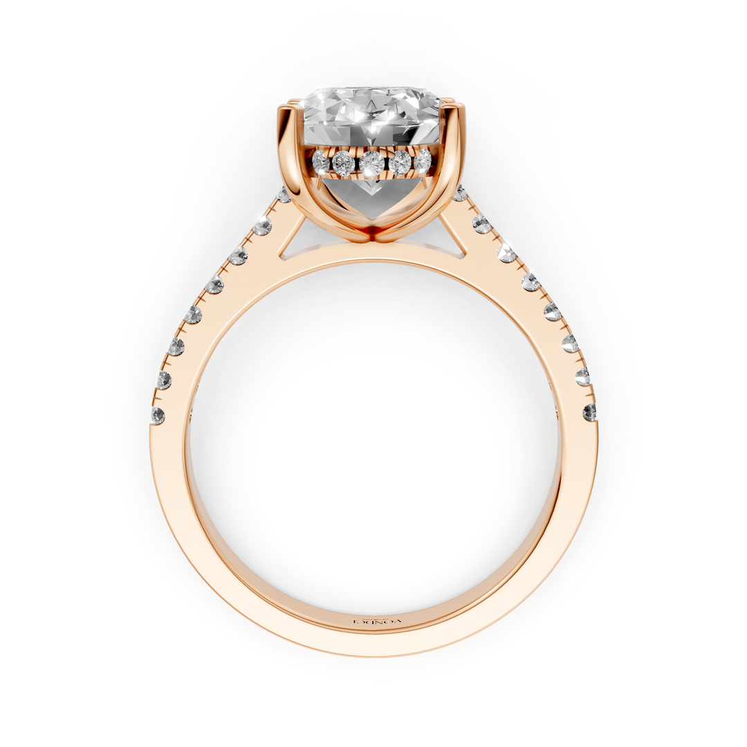 Oval Solitair Hidden Halo Met Pave Band