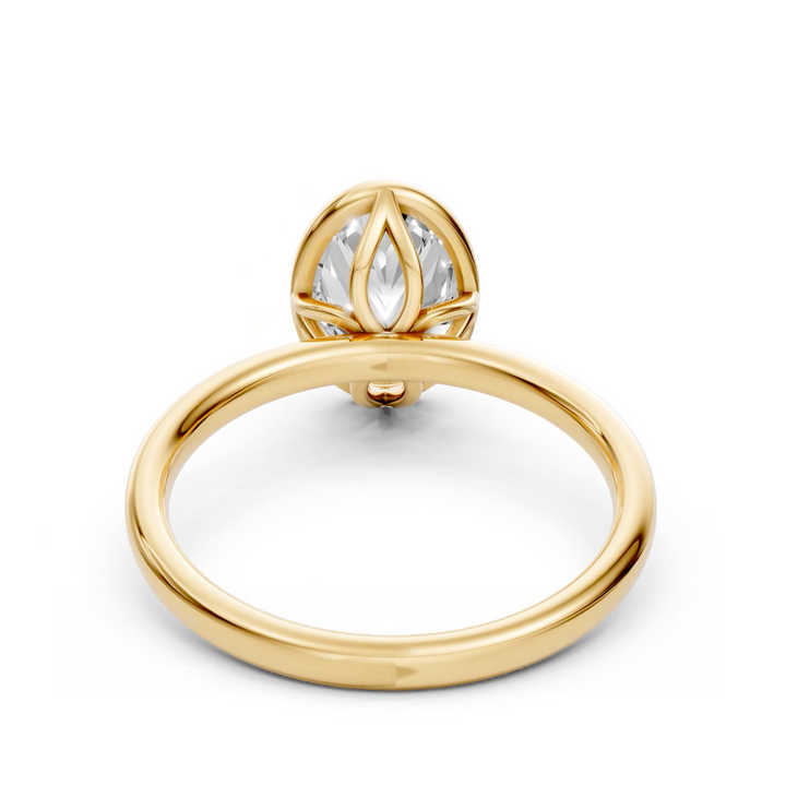 Oval Solitaire Ring met Bezelzetting