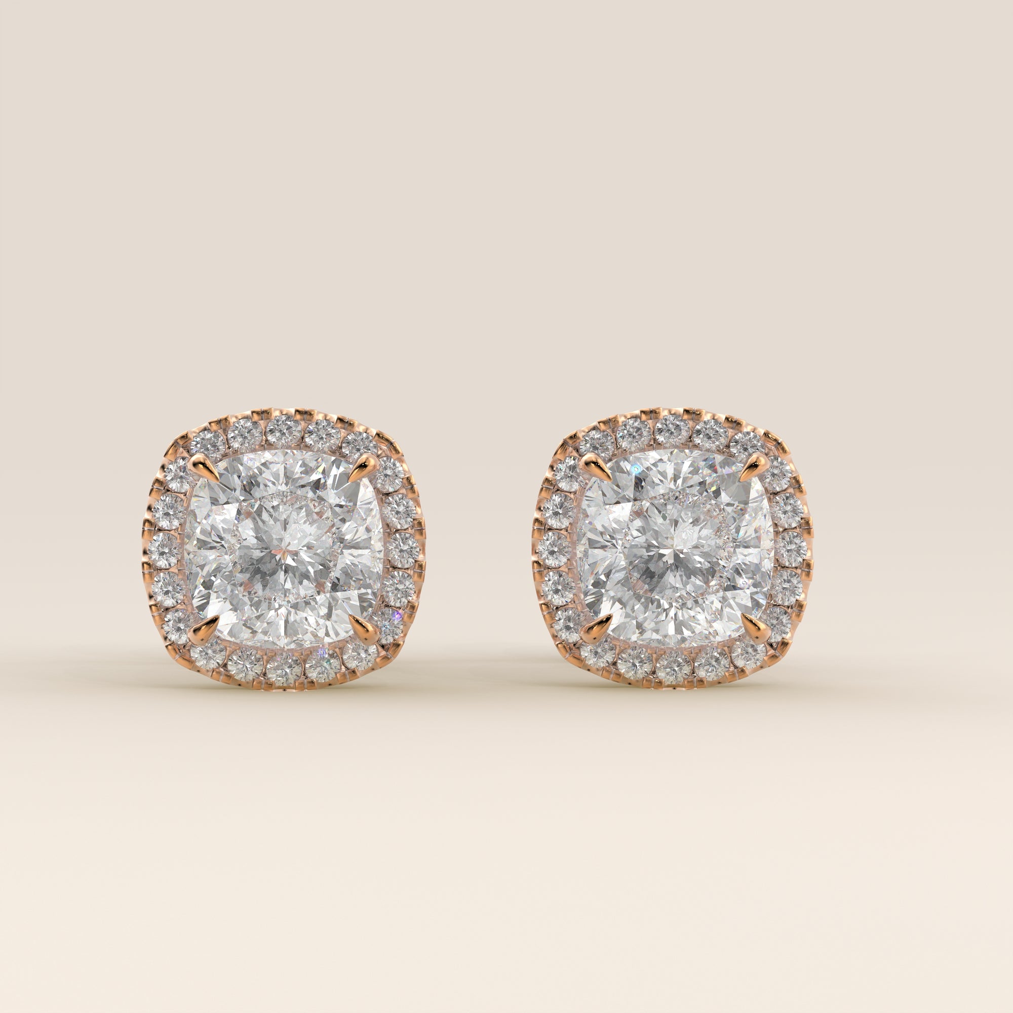 Boucles d'oreilles puces serties de diamants de laboratoire taille coussin, or rose