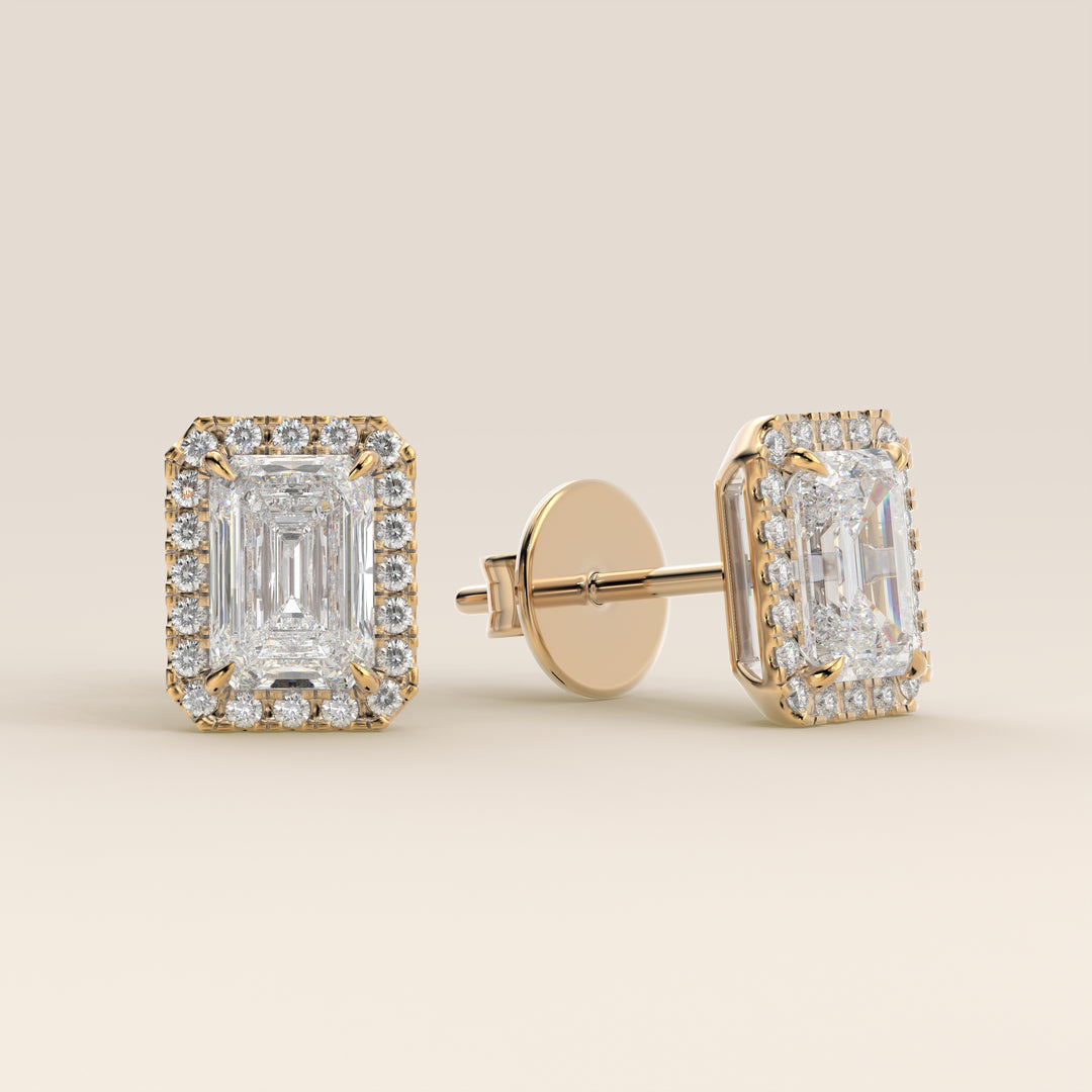 Ohrstecker mit Halo-Fassung, Smaragd, im Labor gezüchtetem Diamanten, Gelbgold