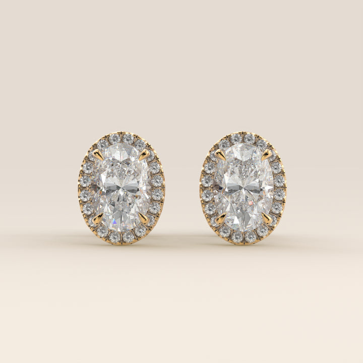 Boucles d'oreilles puces ovales Halo serties de diamants de laboratoire, or jaune