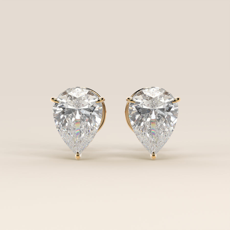 Stud oorbellen peer lab grown diamant met hidden halo, geelgoud