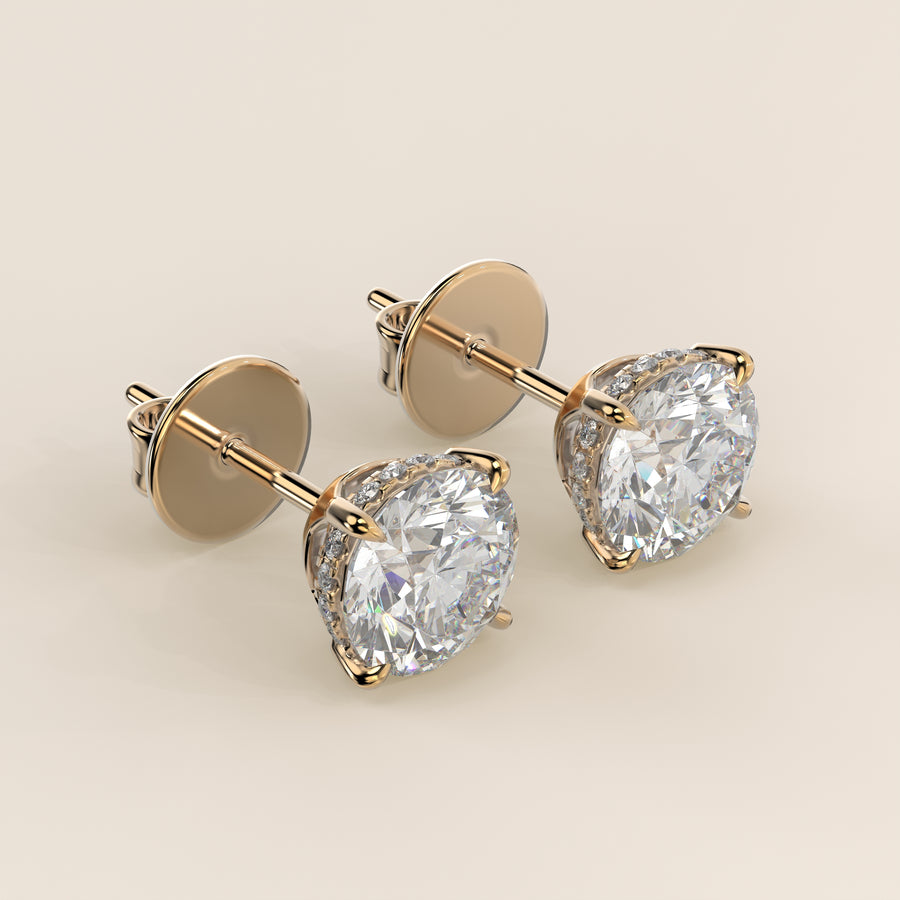 Stud oorbellen rond lab grown diamant met hidden halo, geelgoud