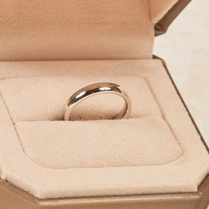 Trouwring man plain band 4mm, platina
