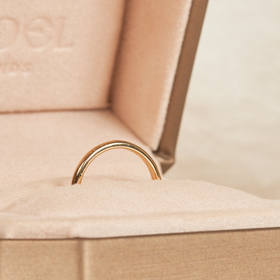 Trouwring plain band 2 mm, geelgoud