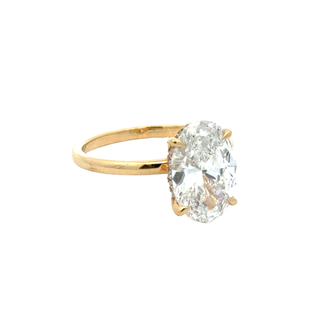 Ovale Solitair Ring met Hidden Halo - 18K Geelgoud - 3,12 ct